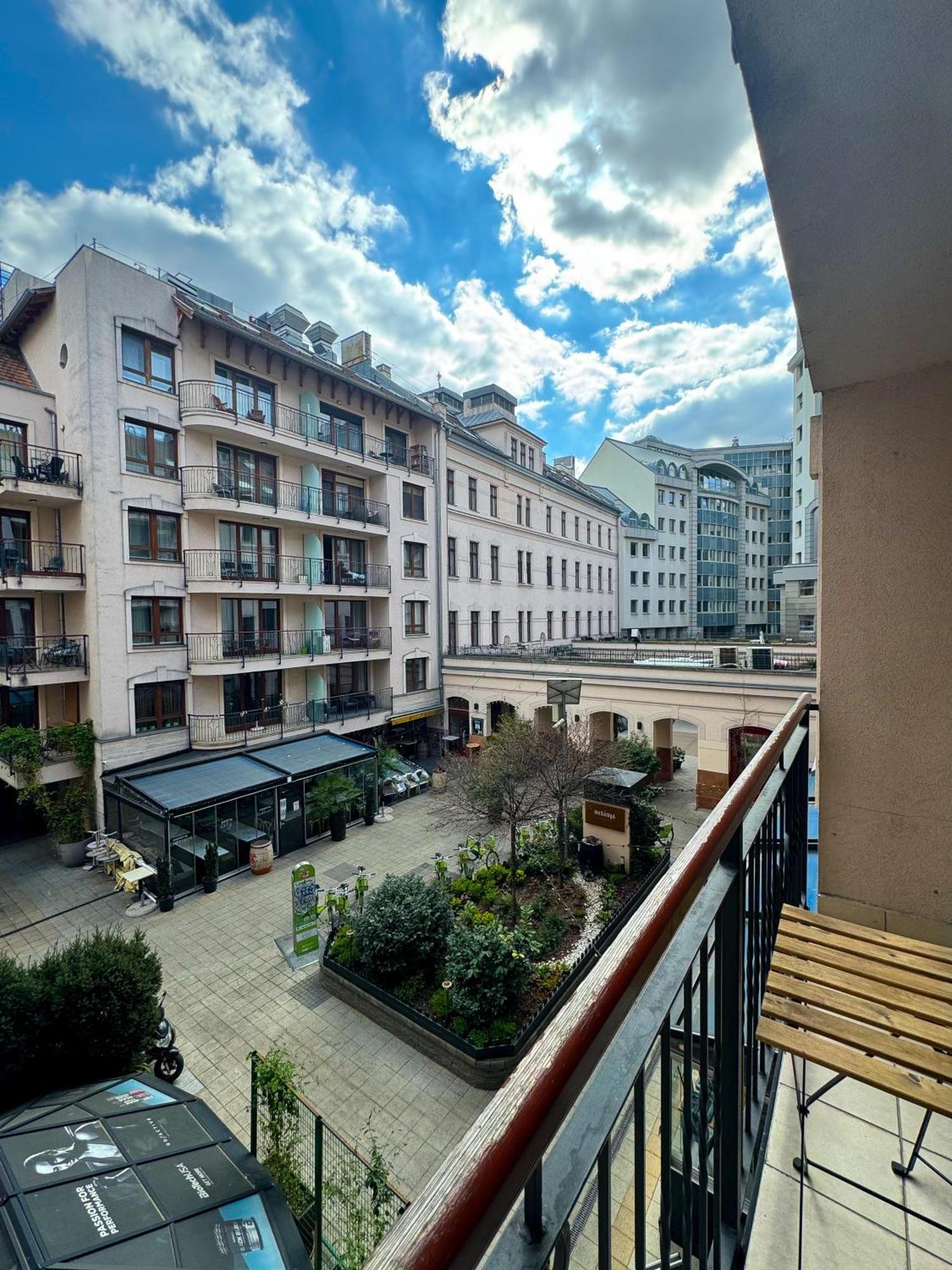 Downtown Family Apartments Budapest Esterno foto