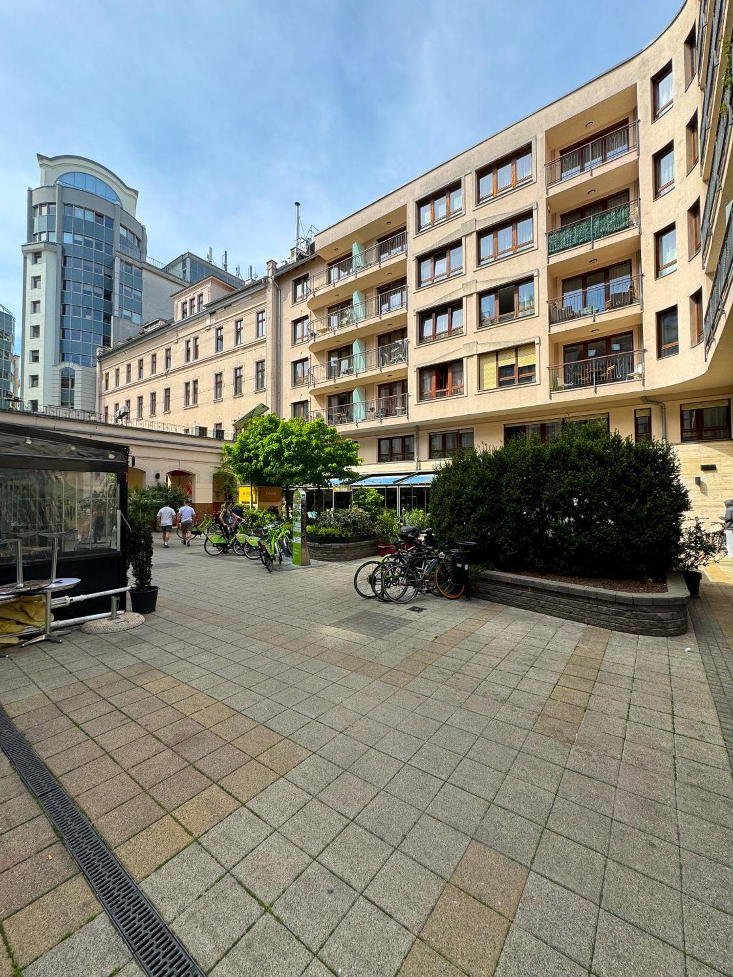 Downtown Family Apartments Budapest Esterno foto
