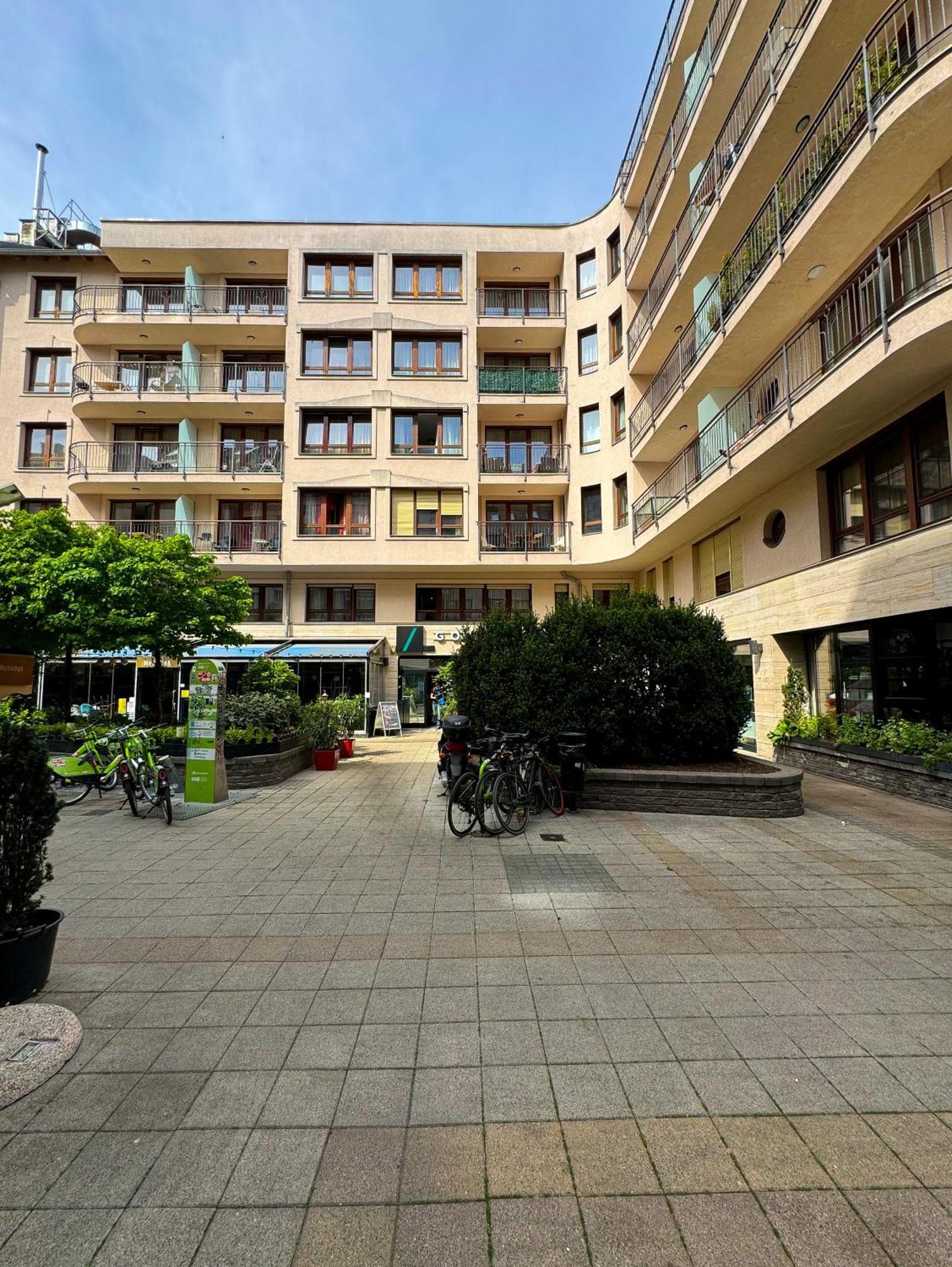 Downtown Family Apartments Budapest Esterno foto