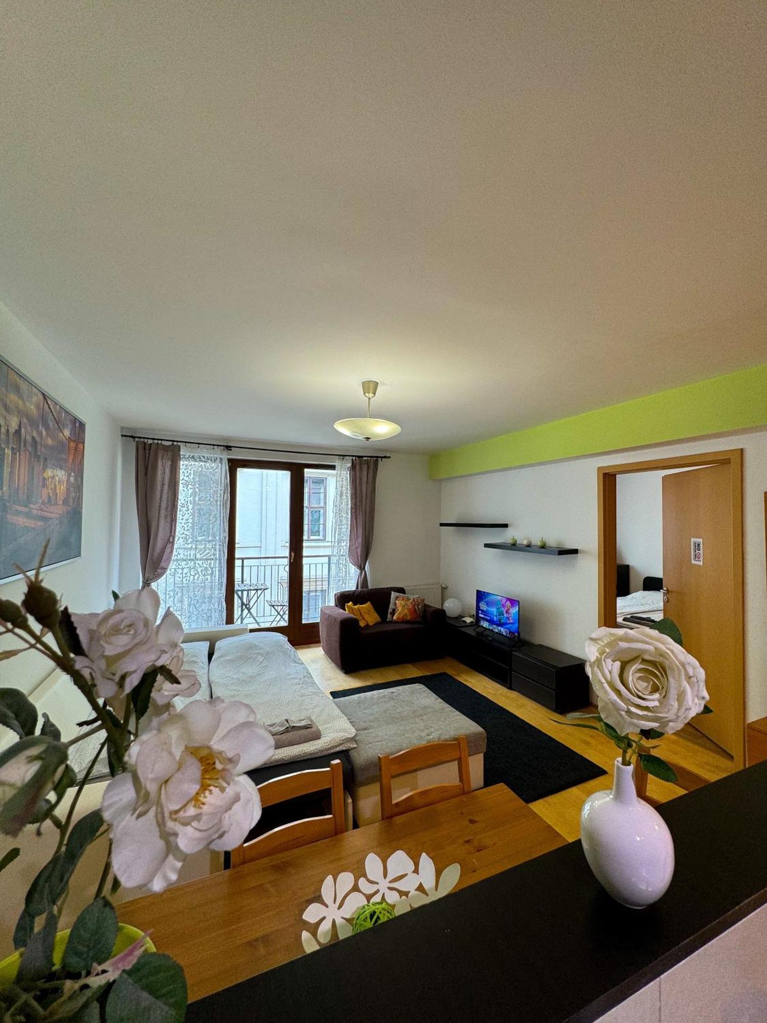 Downtown Family Apartments Budapest Esterno foto