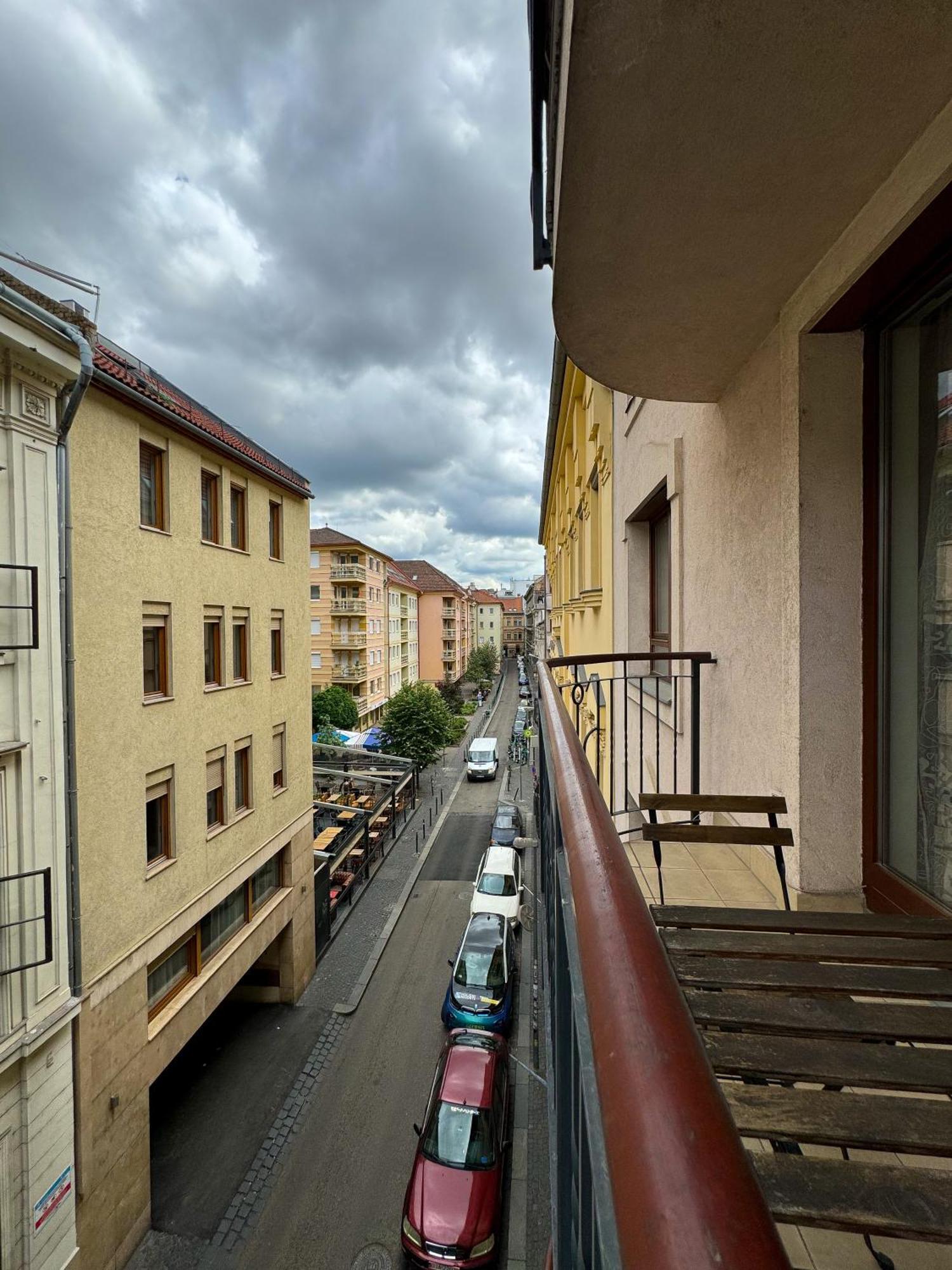 Downtown Family Apartments Budapest Esterno foto